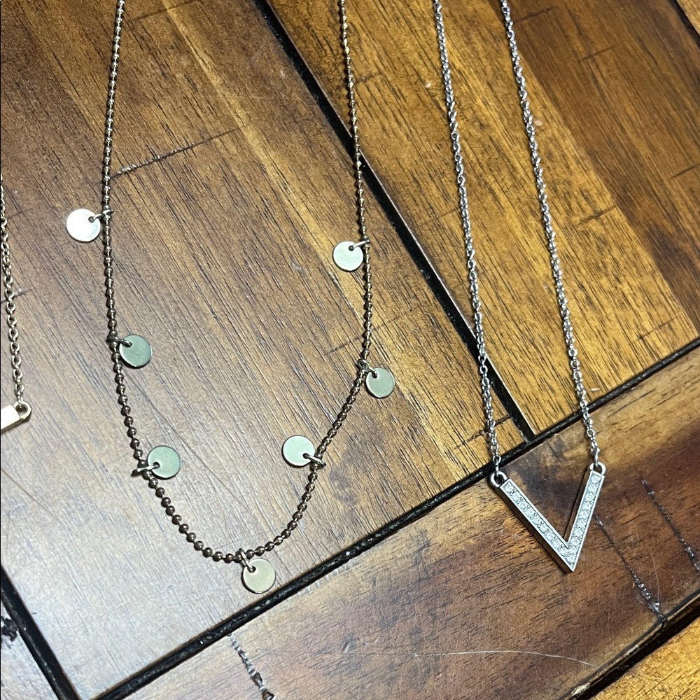 Elegant Gold and Silver Necklace Set